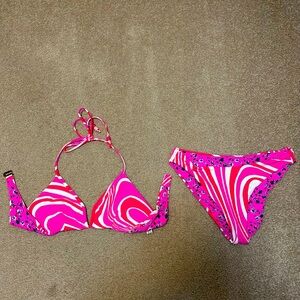 Maaji large top medium bottom